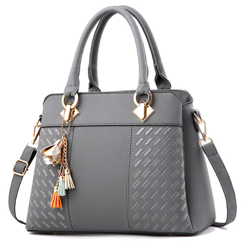 Lingge Embroidered Handbag Foreign Trade New Women's Large Bag Shoulder Bag Middle-aged Crossbody Bag Simple All-match Elegant