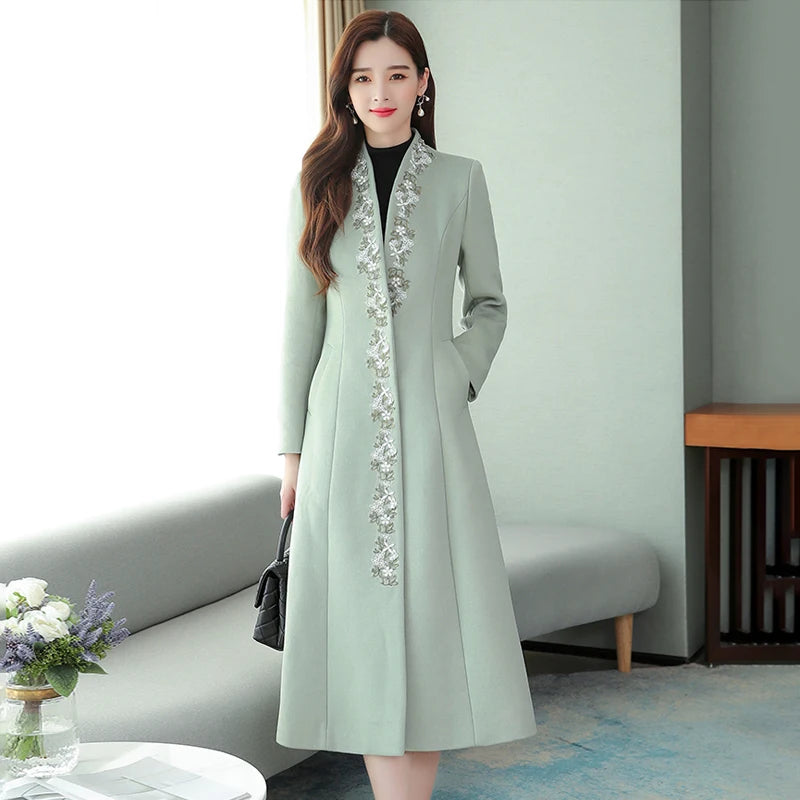Autumn and winter new fashion wild long thickened ladies Slim temperament plus size woolen coat embroidered woolen trench coat