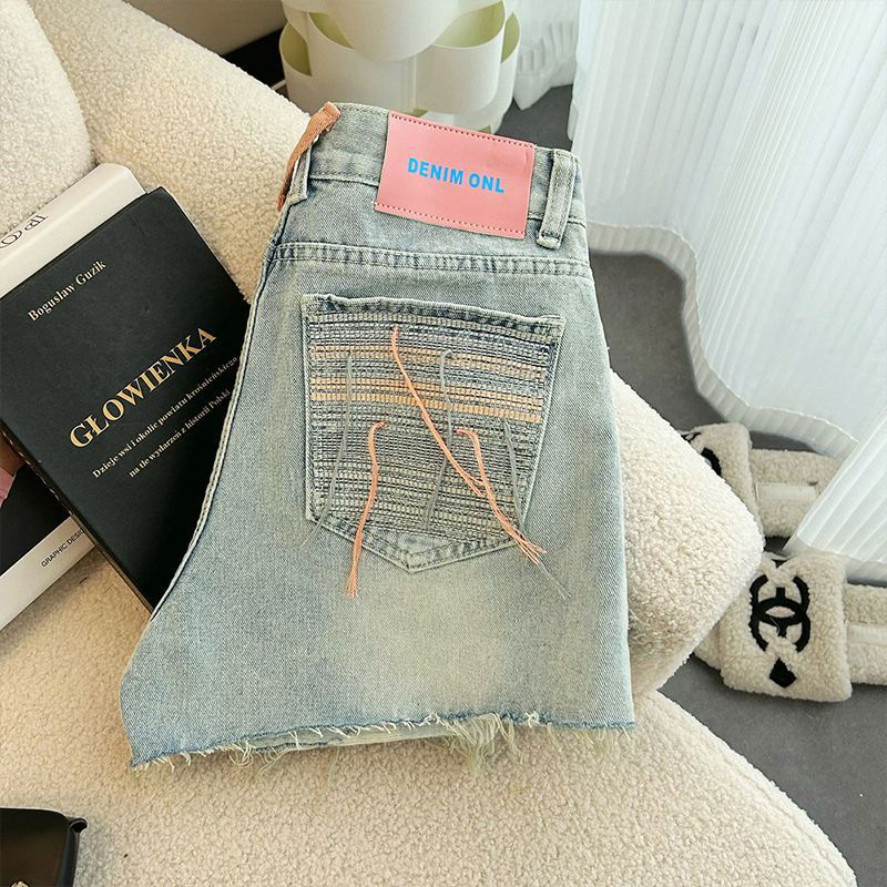 Summer 2023 New High Waist Slimming Design Sense Ripped Wide Leg Denim Shorts Women's Pants All-match Hot Pants