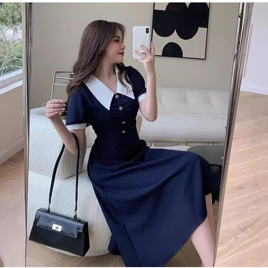 2026 Summer New Style French Color-Blocking Elegant Slim-Fit Dress with a Vintage Hepburn Style