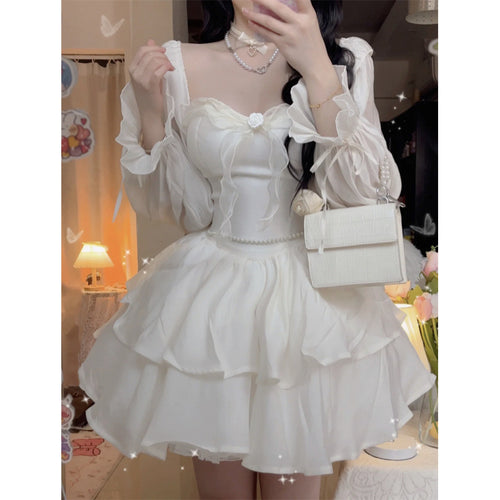 2026 Autumn Korean-Style Girl Group Dress with a Stylish Square Neckline, Waist-Cinching Design, Slimming Effect, Flared Sleeves, and Puffy Gown Dress