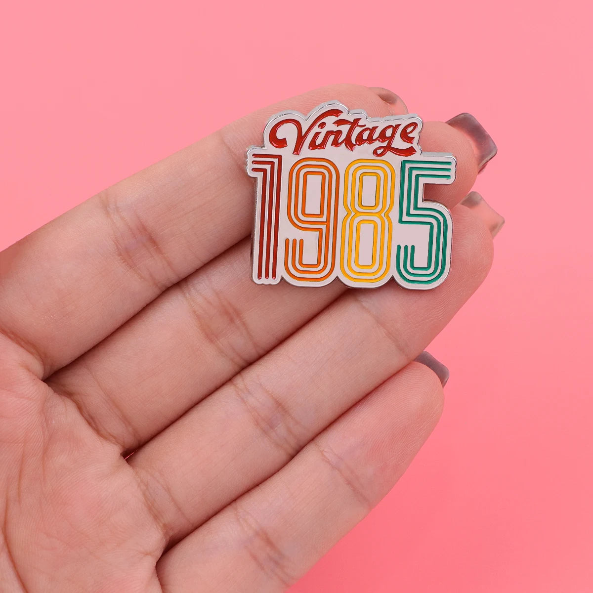 Vintage 1985 Brooch Creative Tape Enamel Pins Music TV Lapel Pin For Backpack Clothing Accessories Metal Badge Jewelry Gift