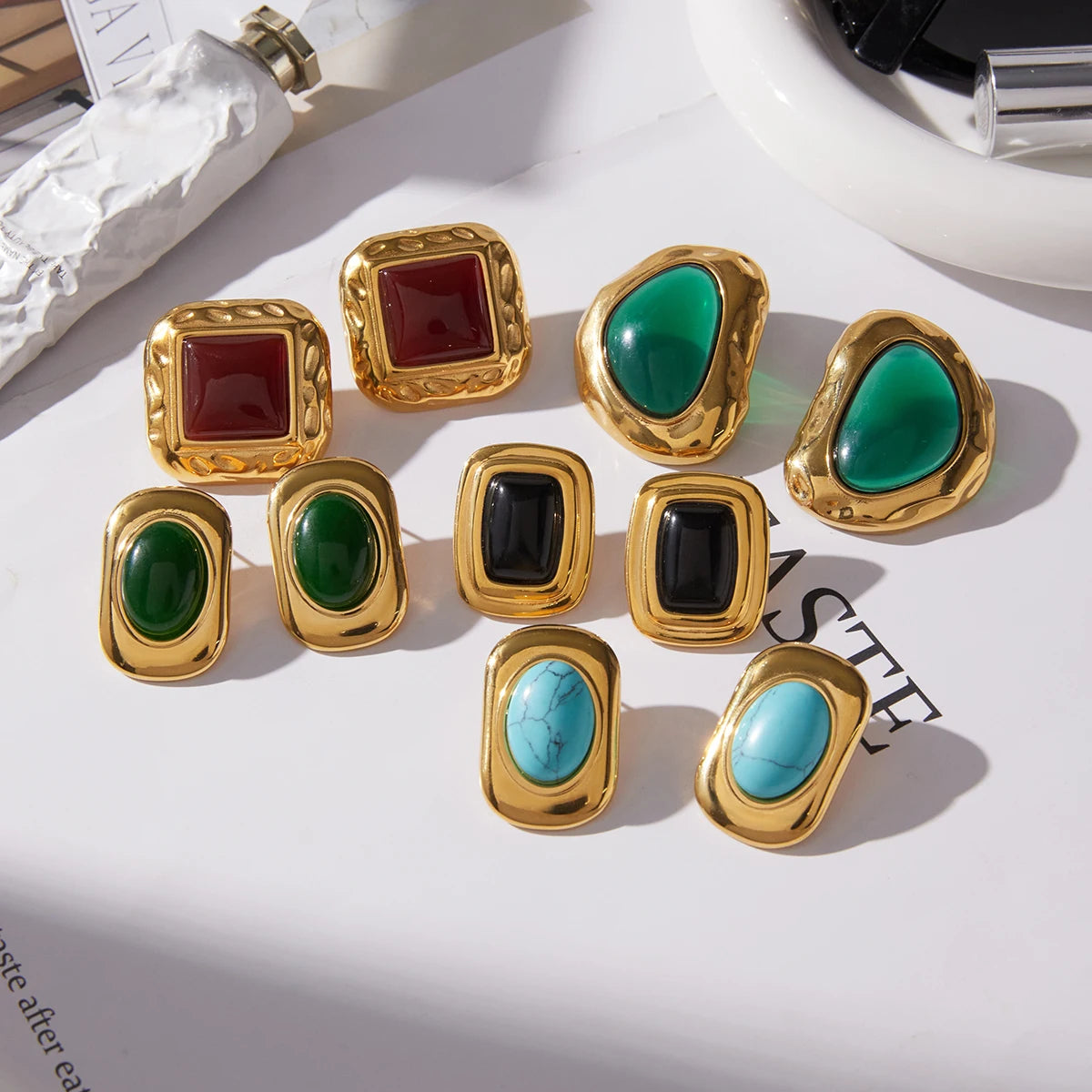 Uworld Vintage 18K Plated Gold Color Red Green Stone Geometry Ear Studs For Women Stainless Steel Earrings Waterproof Jewelry
