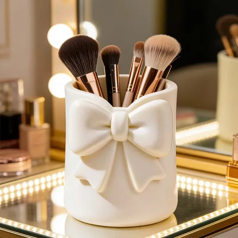 1pcs Bowknot Desktop Makeup Organizer – 3D Pen Holder, Storage for Brushes, Lip Gloss & Eyebrow Tools