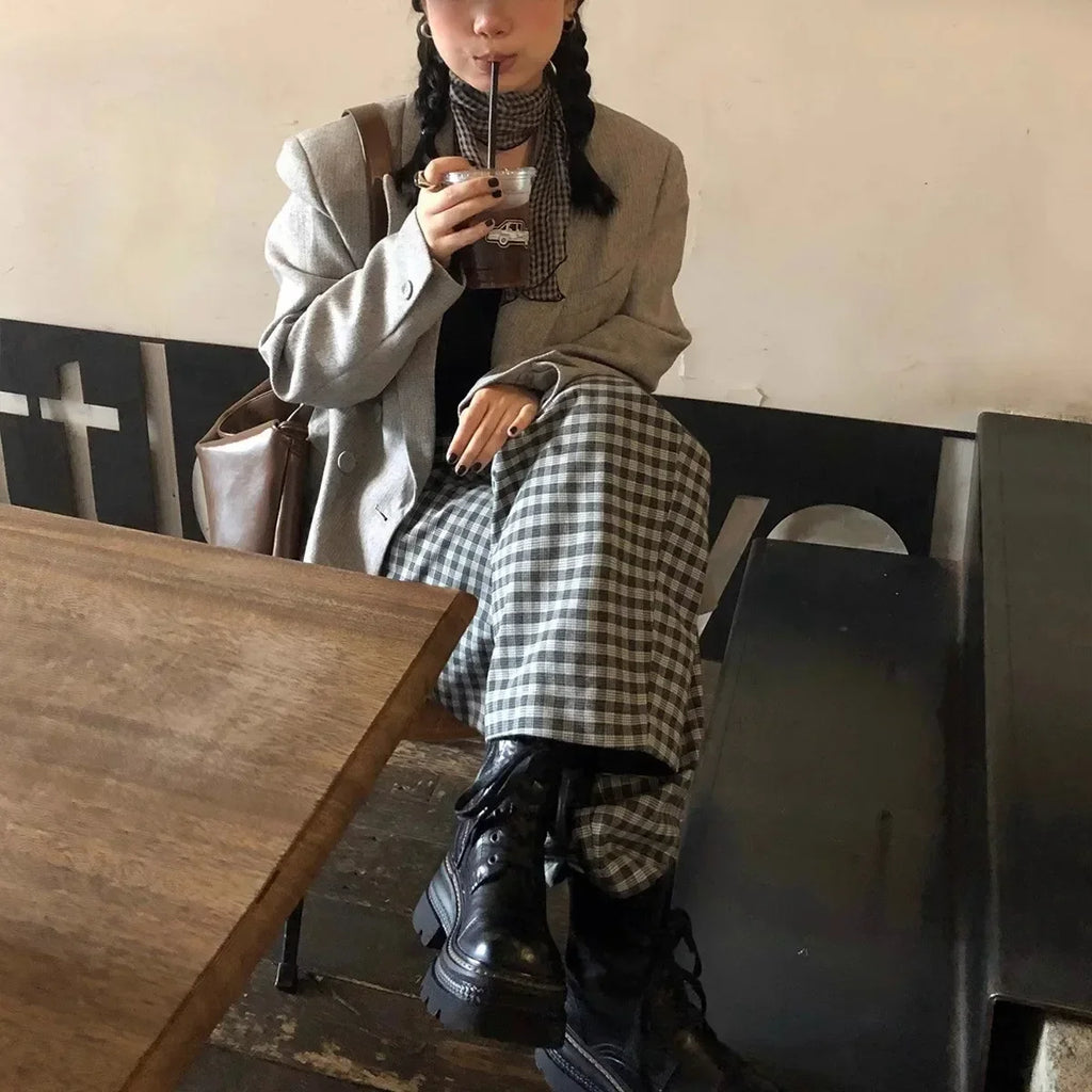 Winter Women's Boots Warm Plush Comfortable Height Increasing Platform Outdoor Snow Boots Lace Up Waterproof Brown Short Boots