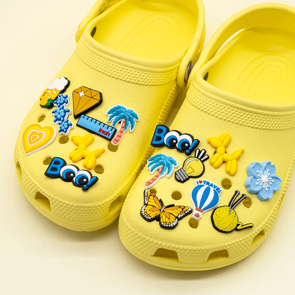 1/16pcs Cute Dog Butterfly Shoe Accessories for Women Girls Yellow Diamond Heart Shoe Charms Cherry Blossom Palm Pin Clog