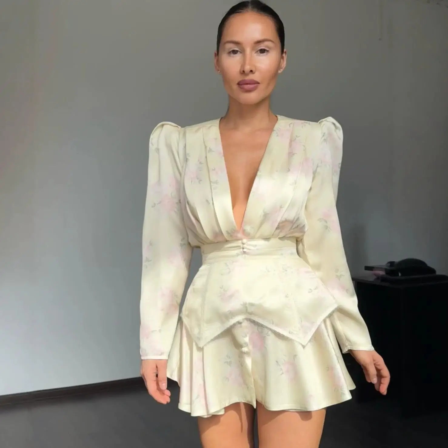 Elegant Women's Printed Waistband Short Dress Deep V-neck Long Puff Sleeve Pleated Dresses 2026 Summer Lady Holiday Party Robe