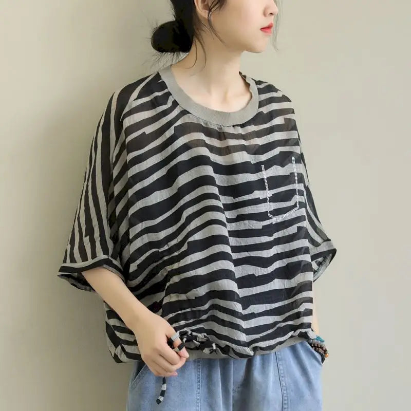 Oversized T Shirts Women Fashion Striped Irregular Design T-shirt Casual Loose Short Sleeve Top Summer Trend Thin Tshirt Vintage