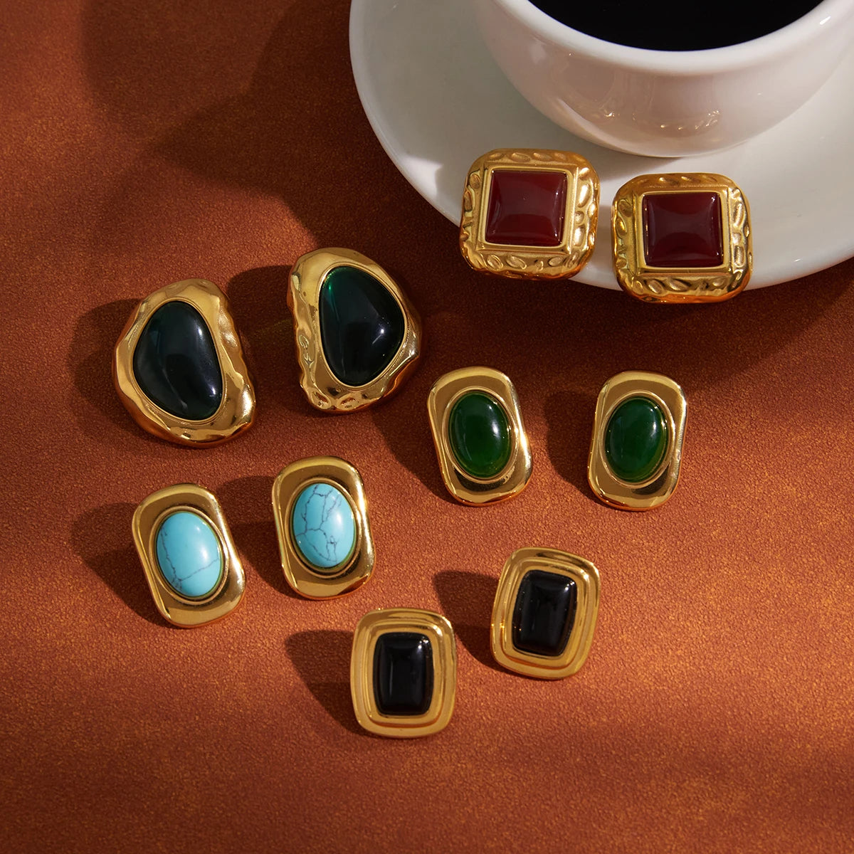 Uworld Vintage 18K Plated Gold Color Red Green Stone Geometry Ear Studs For Women Stainless Steel Earrings Waterproof Jewelry