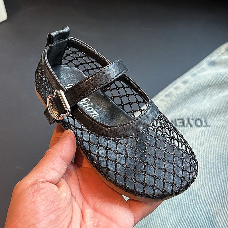 Children's Perforated Mesh Slip-on Shoes New Beige Breathable Boys' Girls' Leather Shoes Pink Soft Anti-slip Kids Baby Sandals