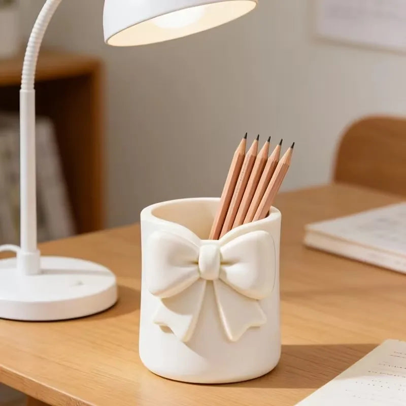 1pcs Bowknot Desktop Makeup Organizer – 3D Pen Holder, Storage for Brushes, Lip Gloss & Eyebrow Tools