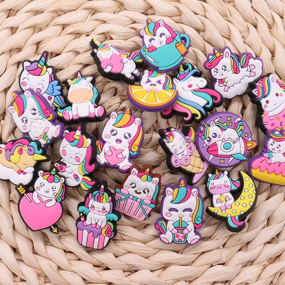 20pcs Cute Animals Unicorns Boys Girls Shoe Charms Horse Garden Shoe Accessories Decorations for Kids Birthday Gift