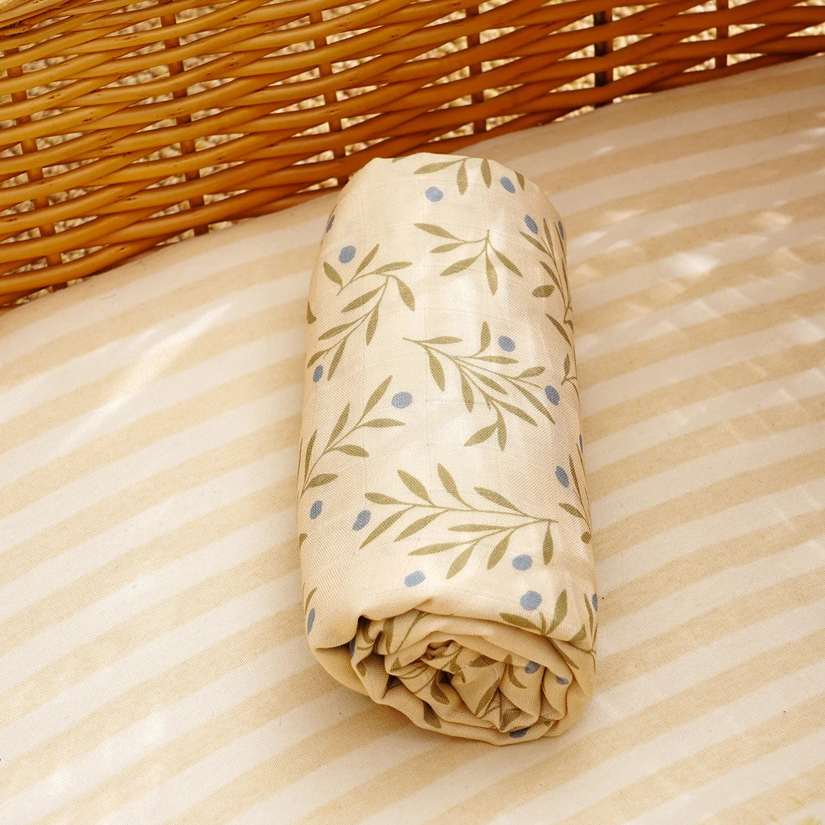 Elinfant 100% Cotton 120*110cm 2 Layers Newborn Baby Bath Towel Wrap Muslin Swaddle Blankets Wholesale Dropshipping
