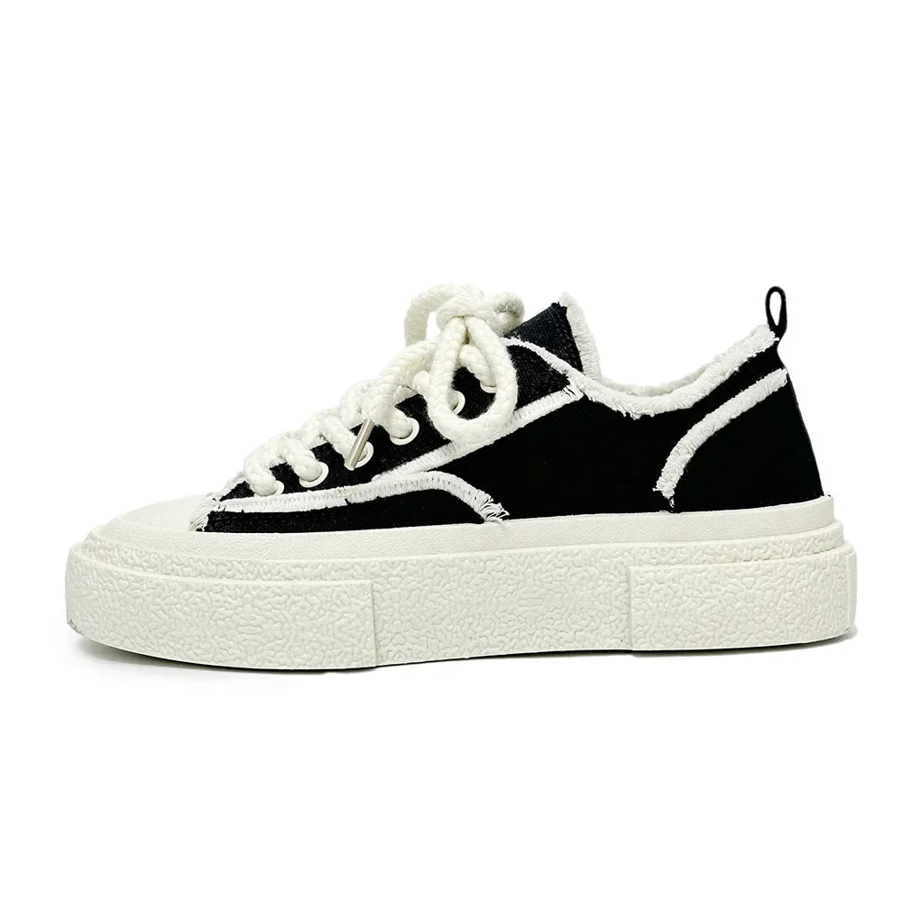 2026 Latest Men's and Women's Fashion Trendy Canvas Skateboarding Shoes Comfortable Thick Bottom Couple's Casual Sports Shoes