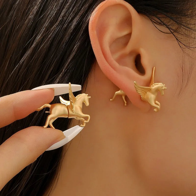 A Pair of Personalized Male Zodiac Pegasus Earrings, Trendy Women's Cute Pegasus Ear Studs, Fashionable Punk Jewelry Gifts