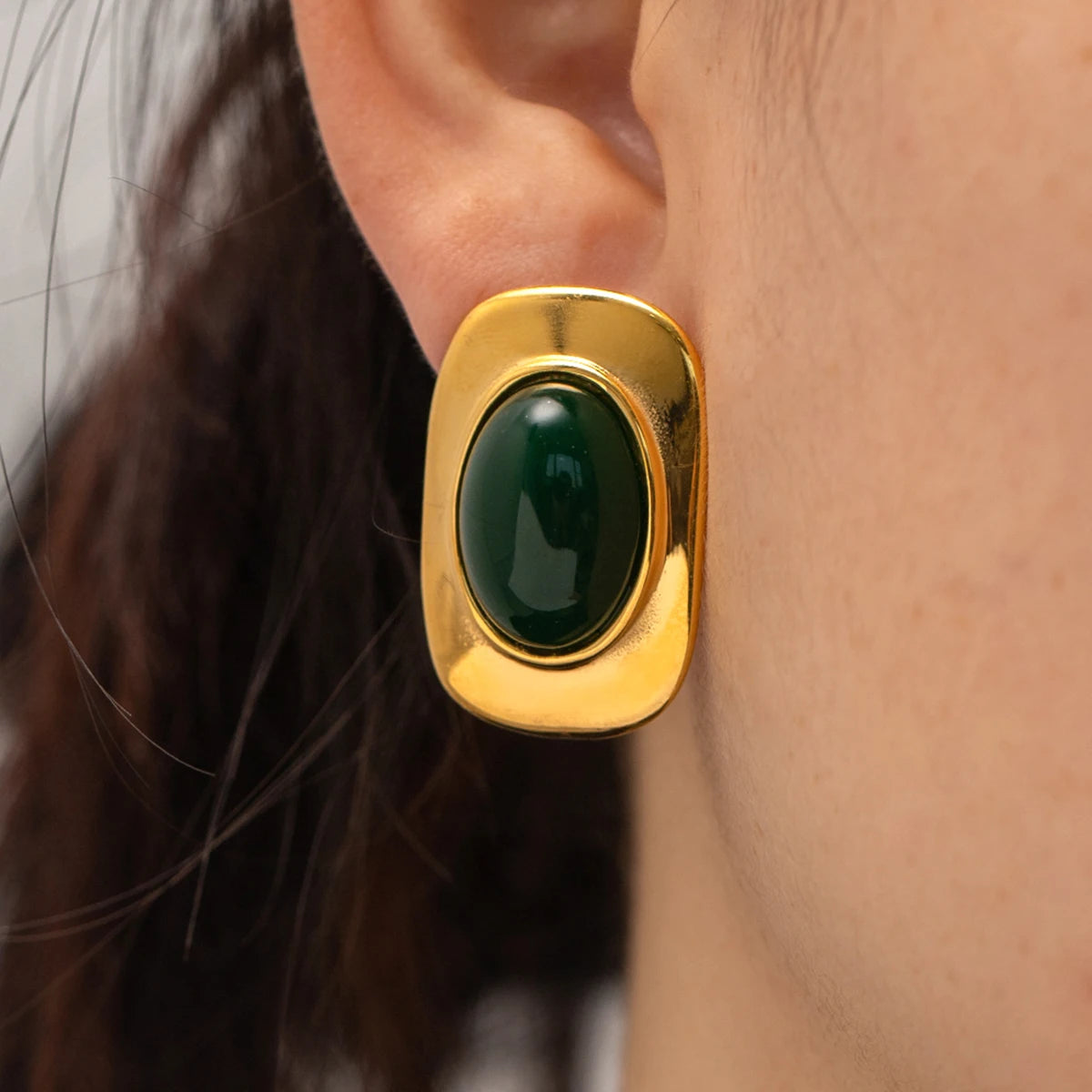 Uworld Vintage 18K Plated Gold Color Red Green Stone Geometry Ear Studs For Women Stainless Steel Earrings Waterproof Jewelry