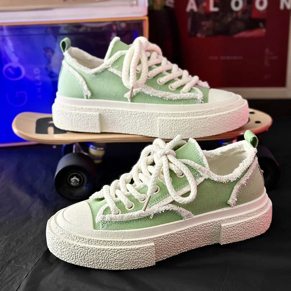 2026 Latest Men's and Women's Fashion Trendy Canvas Skateboarding Shoes Comfortable Thick Bottom Couple's Casual Sports Shoes