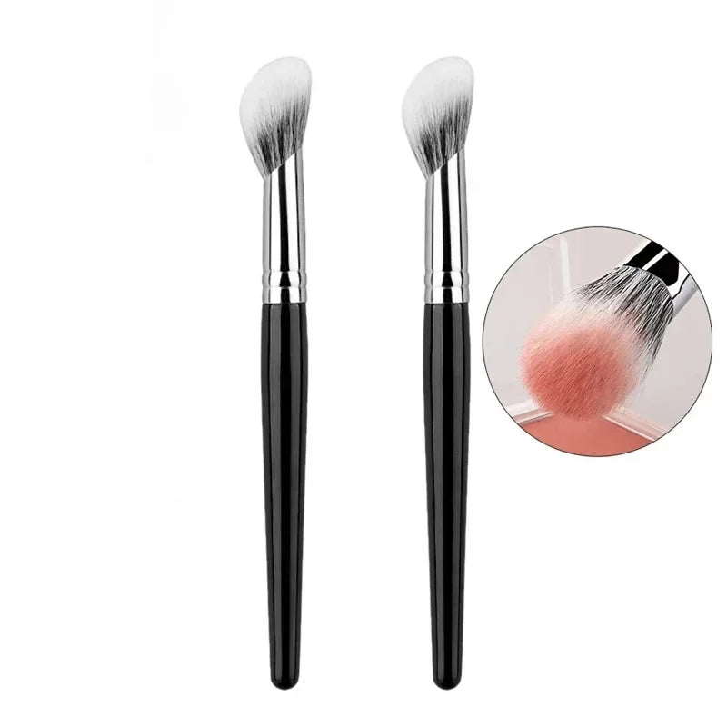 1/2PCS Peach Heart Blusher Brush - Precision Flat Applicator for Powder/Cream/Liquid, Vegan & Cruelty-Free Makeup Tool