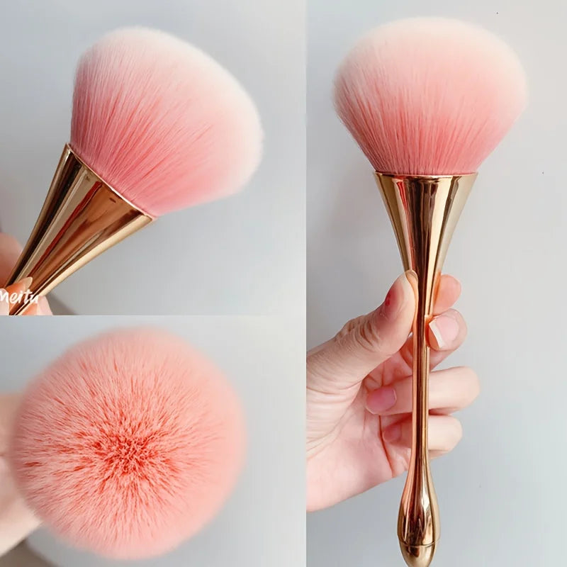 Luxurious nail brushes, new makeup brushes, blush brushes, nail brushes, dust brushes, and loose brushes