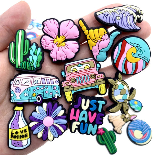 1PCS New Spring Outing Shoe Charms Flower Car Fashion Garden Shoe Accessories For Girls Party Gift PVC Button DIY Cactus Decor
