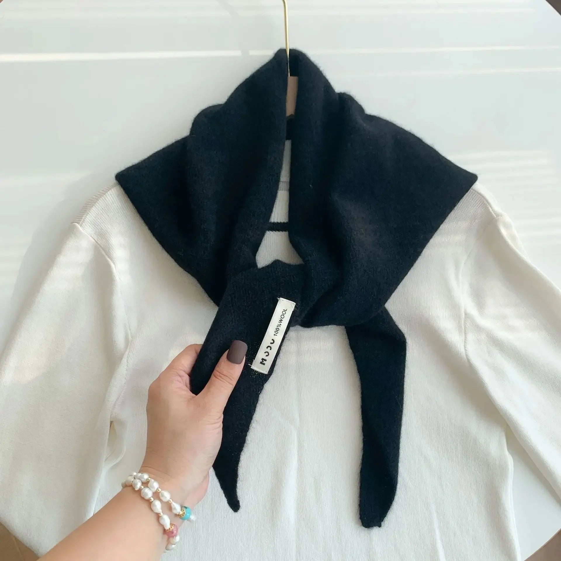 Korean Stripe Triangle Scarf 100% Wool Triangular Scarf Men Women British Niche Headscarf Knitted  Multi-functional Warm Scarf